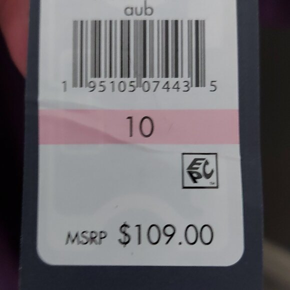 Tommy Hilfiger Dress. Size 10. - Picture 3 of 4